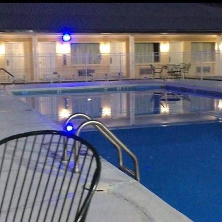 Stay Express Inn & Suites Demopolis Экстерьер фото